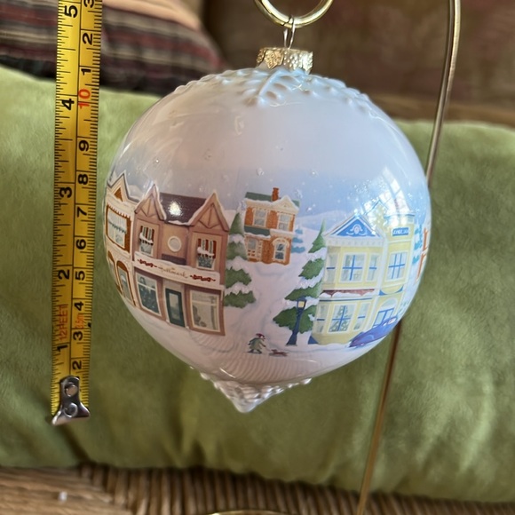 Hallmark 2008 Porcelain Houses on Main Street Ornament - No Box - Picture 9 of 9